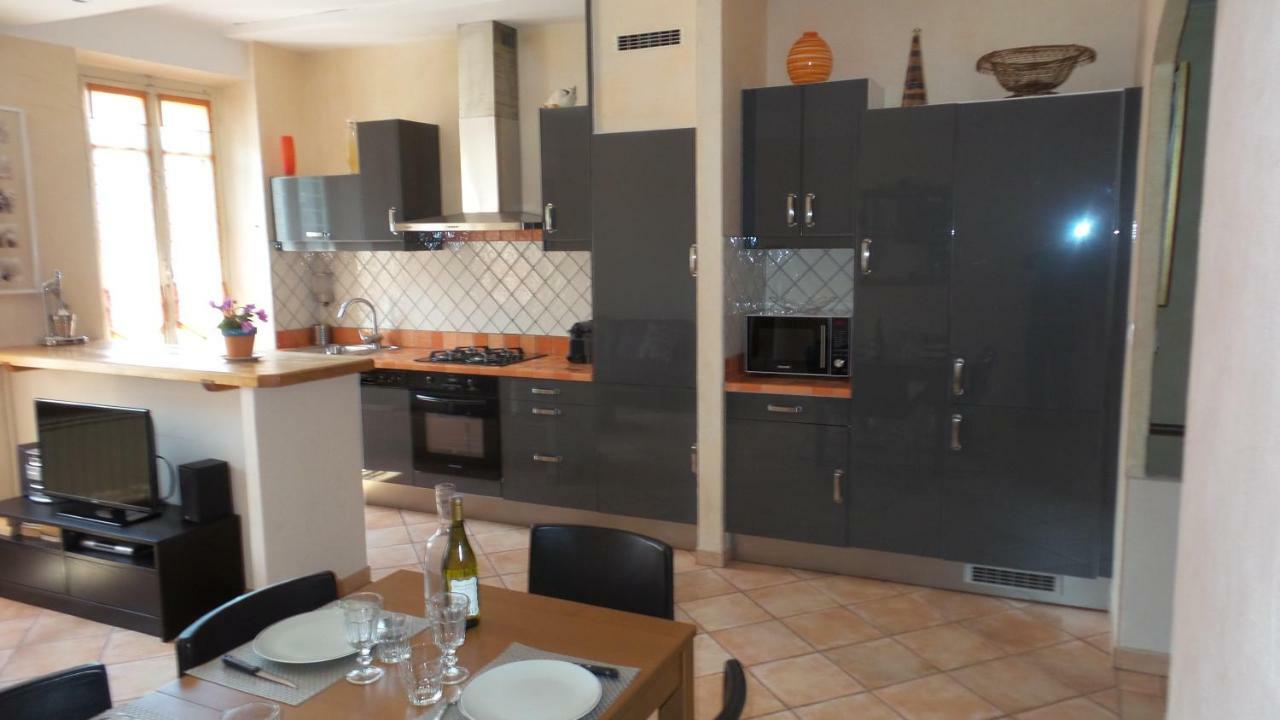 Spacieux Logement Face A La Cite Medievale Carcassone Kültér fotó