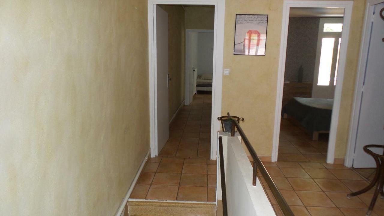 Spacieux Logement Face A La Cite Medievale Carcassone Kültér fotó